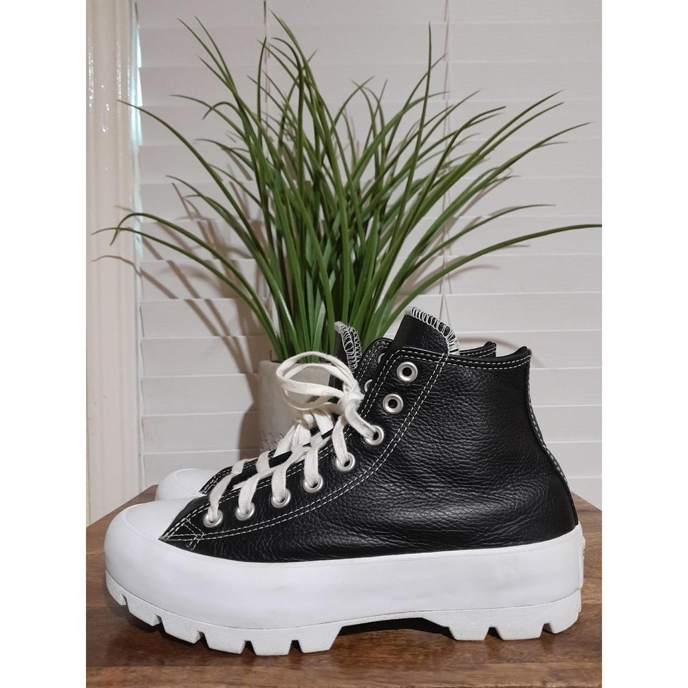 leather Converse All Star lugged high top sneakers sz 8.5 women's
